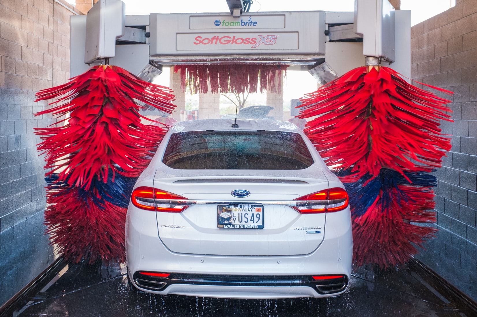 Machine Car Wash